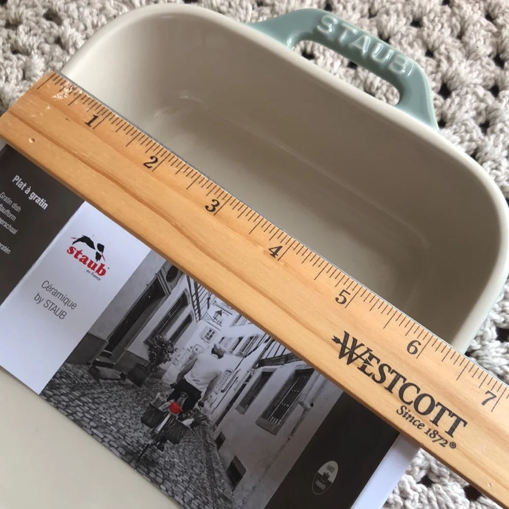 Staub brand new